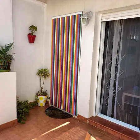 Precioso Con Piscina Y Garage Apartment