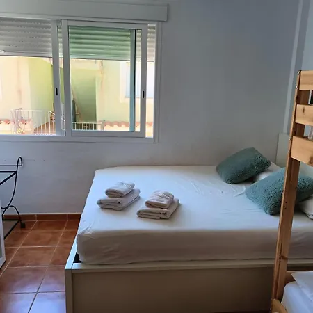 Precioso Con Piscina Y Garage