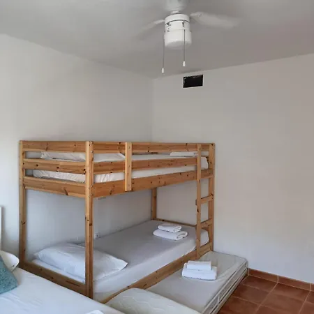 Precioso Con Piscina Y Garage *