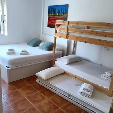 Precioso Con Piscina Y Garage